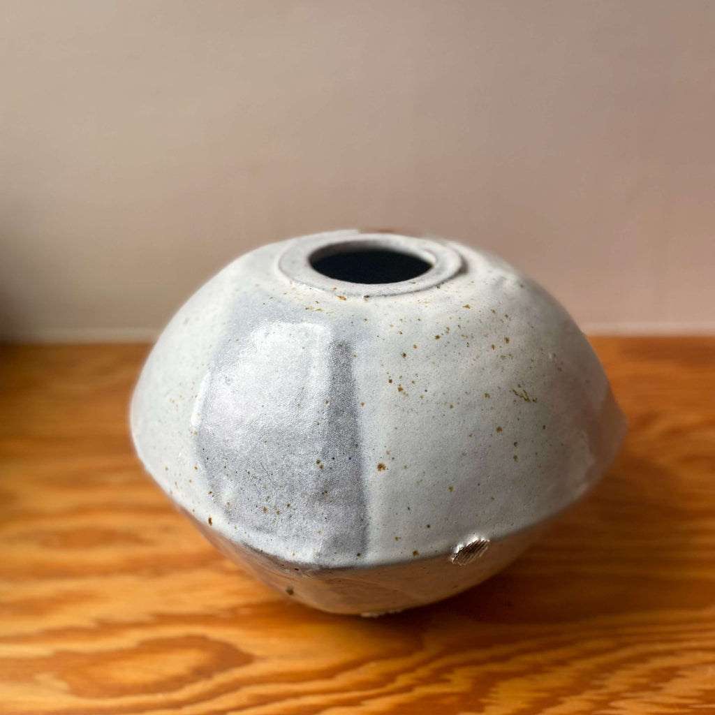 Rounded Box Vase image 3