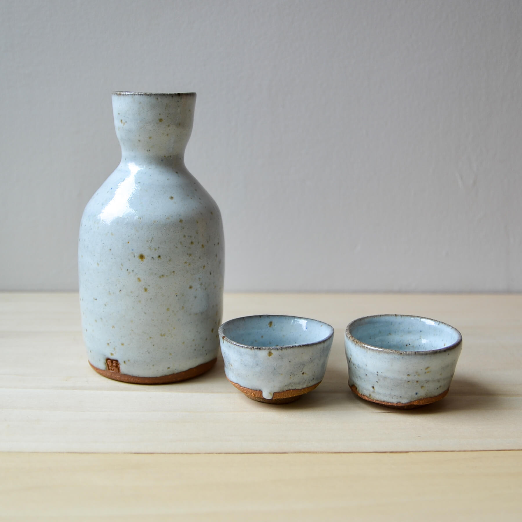 Waxwing Sake Set image 0